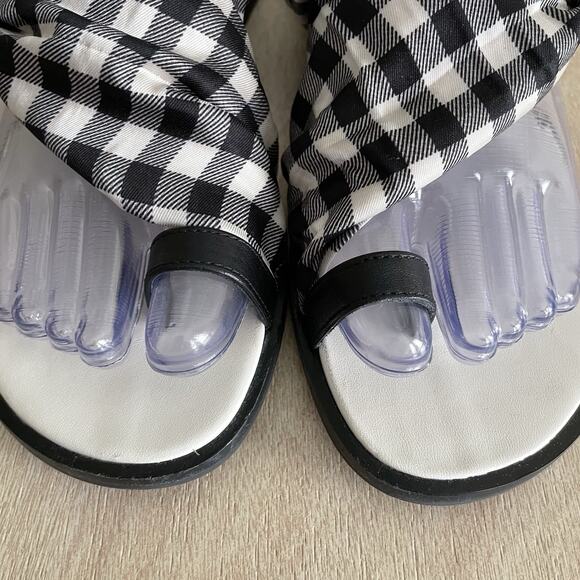 Tory Burch Sandals - Picture 6 of 13